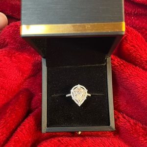 2.0ct moissanite stone pear cut 925 sterling silver ring